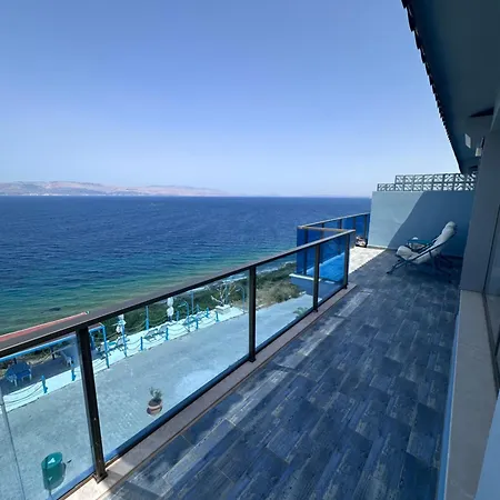 ホテル Fener Cafe & Kahvalti Çeşme