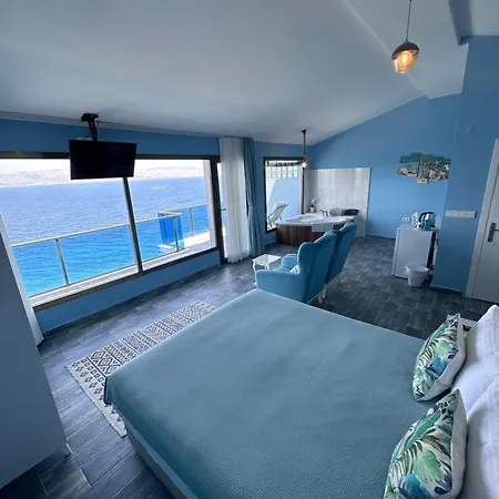 Fener Cafe & Kahvalti Çeşme