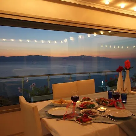 Fener Cafe & Kahvalti Çeşme