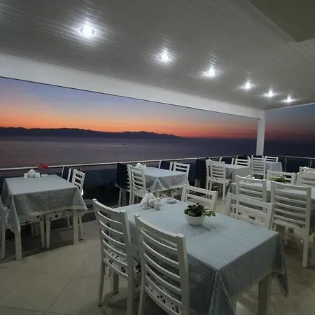 Fener Cafe & Kahvalti 3* Cesme